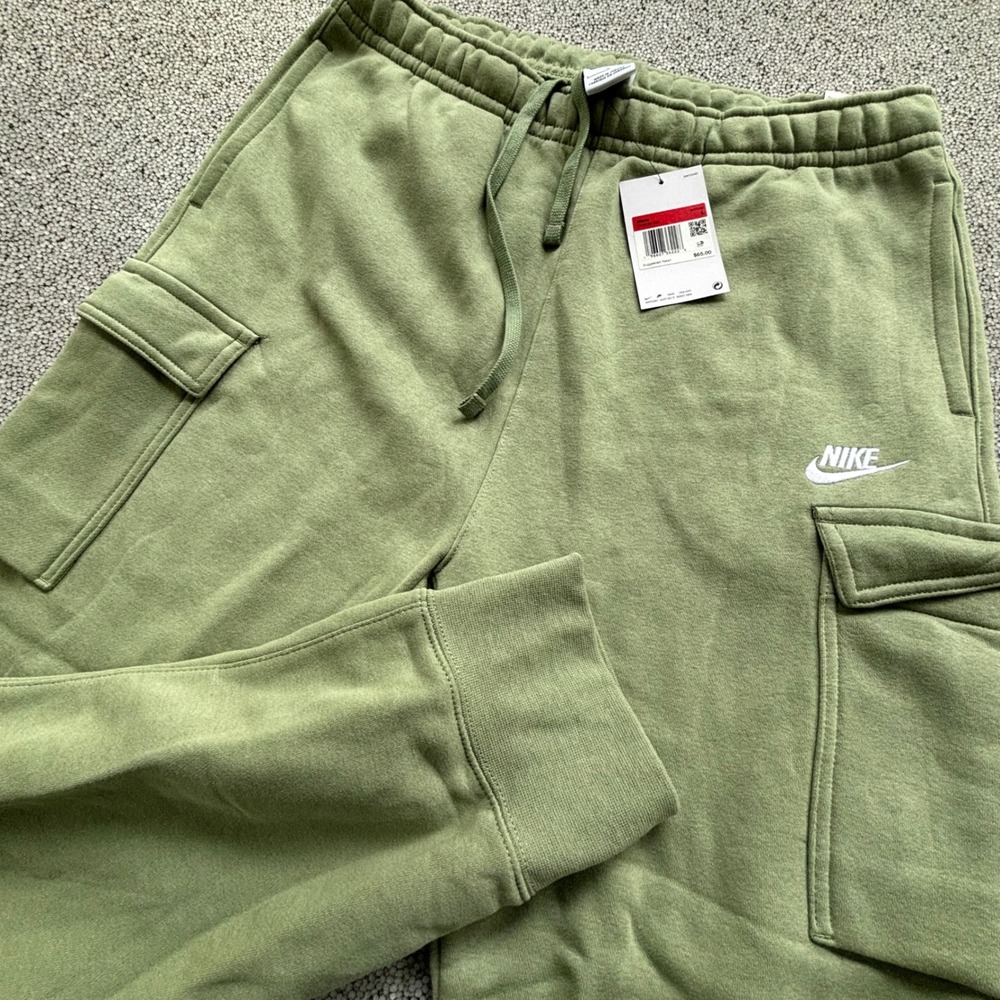 Nike Cargo Joggers SweatPants L Green Swoosh NWT Gorpcore Street Skater